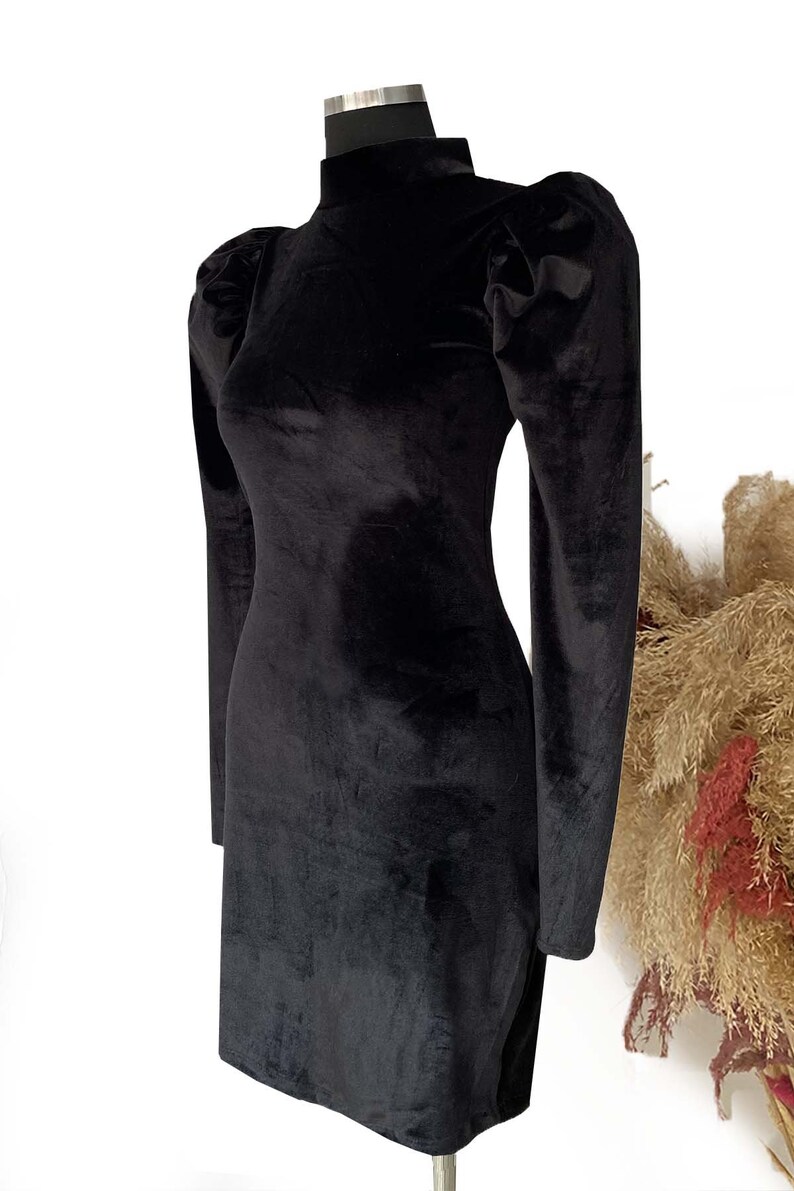 BLACK VELVET MINI DRESS main image 1