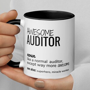 Ehrfürchtige Abschlussprüfer-Definitions-Kaffeetasse, lustiges Abschlussprüfergeschenk, Geschenk für Abschlussprüfer, Abschlussprüfer danke neue Job-Promo-Geburtstags-geheimnisvolle Weihnachtsgeschenk