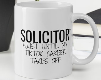 Regalo divertido de abogado, abogado hasta que mi carrera en TikTok despegue taza de café, nueva promoción de calificación de graduación de abogado dejando regalo