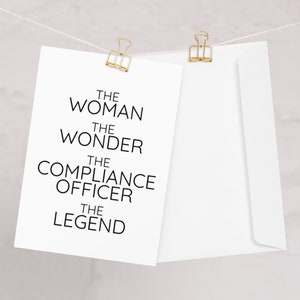 De vrouw de Wonder Compliance Officer wenskaart, Compliance Officer Bedankt nieuwe baan promotie verjaardagskaart, Compliance Officer Card
