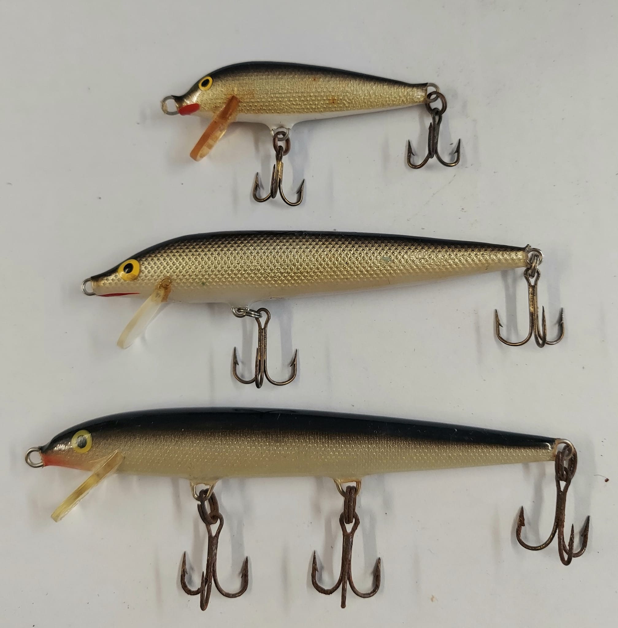 Vintage Rapala Floaters in Various Sizes, Gold and Black Vintage