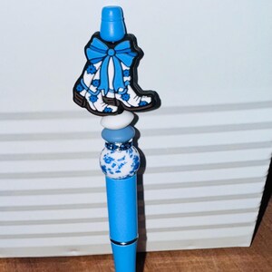 Elegant Boots Pen