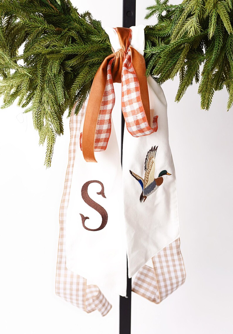 Duck With Initial Option Wreath Sash