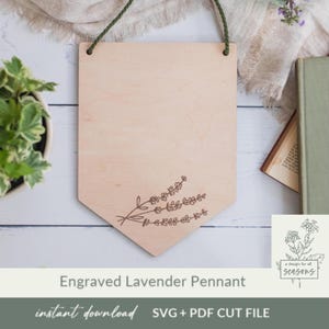 Archivo de corte de banderín con letrero de madera de lavanda SVG, letrero con nombre botánico grabado para decoración de guardería, pancarta de cumpleaños SVG personalizable y lista para láser