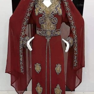  Abaya Farasha Kaftan para mujer marroquí Dubai Kaftan elegante  vestido largo Farasha bordado caftán largo por ADIBA Attire, Gris : Ropa,  Zapatos y Joyería