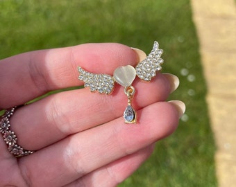 Angel wing brooch, angel pin, brooch, jewellery, angel wing, bridesmaid gift, gift for mum, gift for women, remembrance