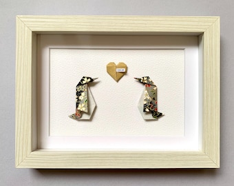 Origami penguin couple with gold heart – framed picture made of Japanese paper, gift for a wedding anniversary or other special occasion.