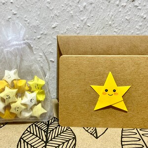 Origami Smiley–Sterne mit Mini Karte, 24 Glückssterne, Origami Stern Karte, Dein Wunschtext, 3D Origami Sterne, Süße Sterne, Geschenkidee