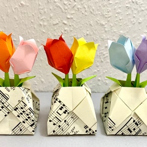 Origami 6 tulipani con 3 vasi, 6 tulipani di carta, piccoli tulipani origami, regalo floreale, compleanno, San Valentino, anniversario, decorazione festa