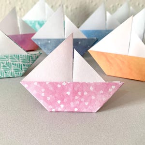 Juego de 10 barcos de origami, velero de origami, barco de papel, decoración de mesa, decoración de fiesta, decoración del hogar, decoración de barcos, papel de acuarela