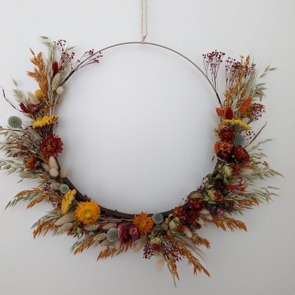 Couronne Murale en fleurs séchées d'automne pour décoration de votre intérieur cadeau idéal pour Noël, Fêtes des Mères, Anniversaires