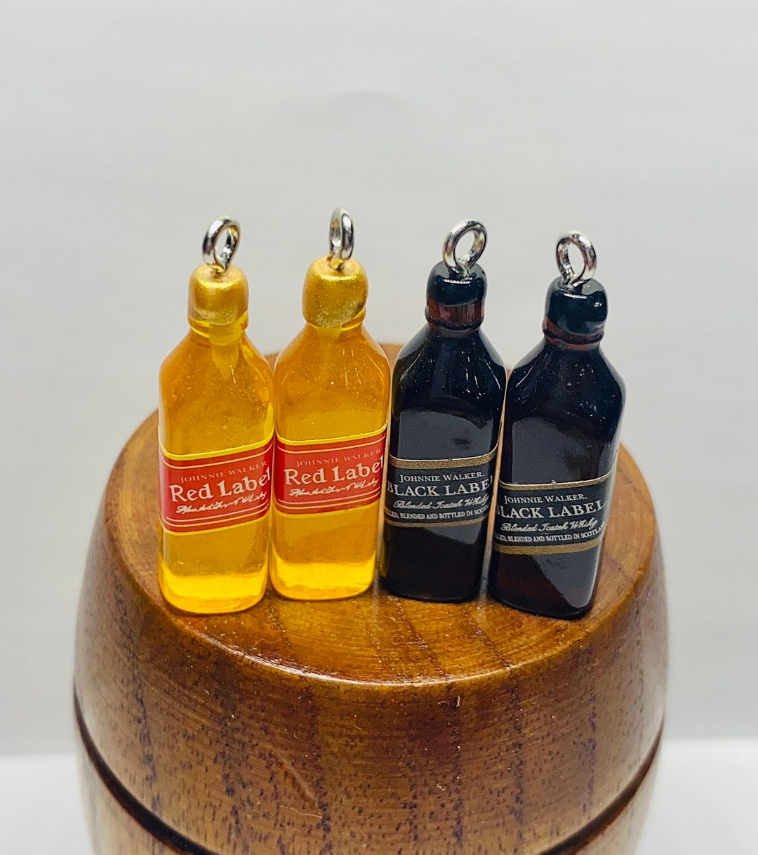 NEW Mini Whiskey Pairs of Dollhouse Size Liquor Bottle With Hooks for
