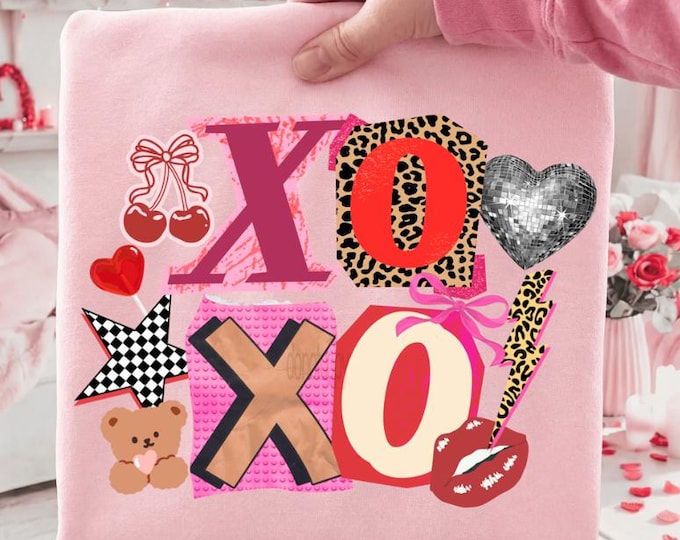 XOXO Retro Pattern Valentine Tshirt, Valentine’s Day