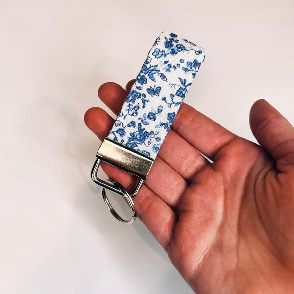 Blue floral keychain wristlet keychain wristlet key fob wristlet car key accessories keychain wristlet gift ideas
