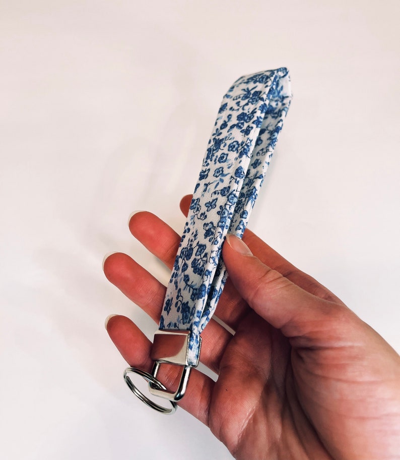 Keychain wristlet Blue floral keychain wristlet key fob wristlet handmade keychain key holder keychain wristlet image 2