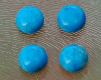 Turquoise howliet cabochon (geverfd) rond, 8 mm, per 5 stuks