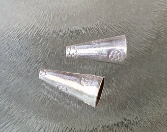 Thais zilveren kraal kegel, hand bewerkt, 10 x 20 mm, per PAAR