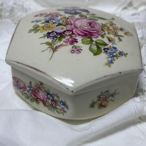 Antique Limoges porcelain candy box