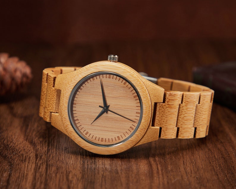 Personalisierte Holzuhr für Männer, personalisiertes Ehemanngeschenk zum Jahrestag, gravierte Uhrenbox für Männer, Uhrenhalter No Engraving