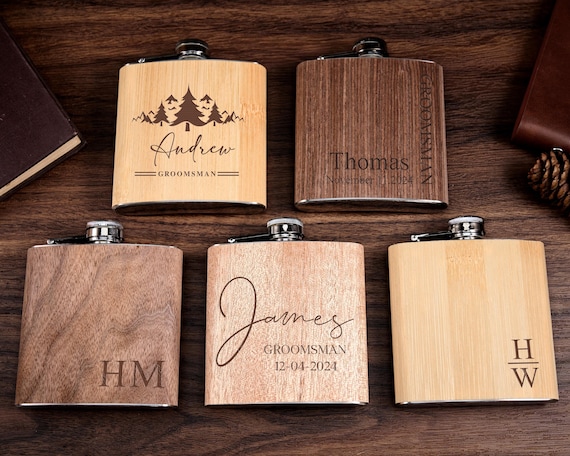 Personalized Wooden Hip Flask and Cups Set, Custom Name Engraved Best Man Gift, Unique Groomsmen Proposal Gifts for Wedding & Bachelor Party