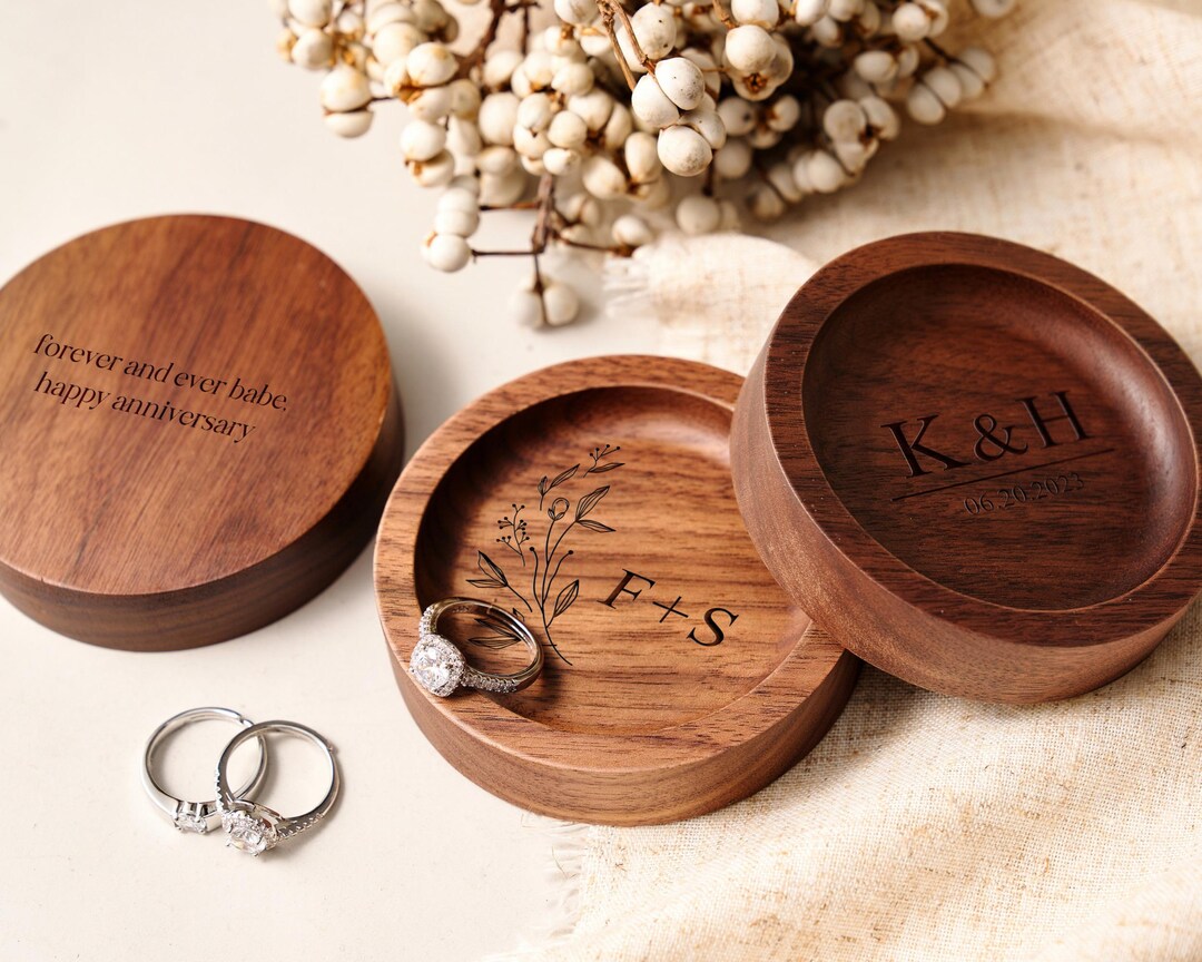 Custom Engagement Ring Holder, Personalized Wooden Wedding Ring Tray ...