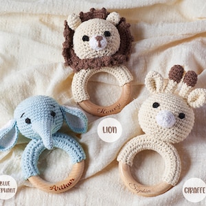 Personalized Animal Crochet Rattle, Custom Baby Shower Gift, Wooden Rattle Ring with Engraved Baby Name, Newborn Gift, Gift for Nephew Niece