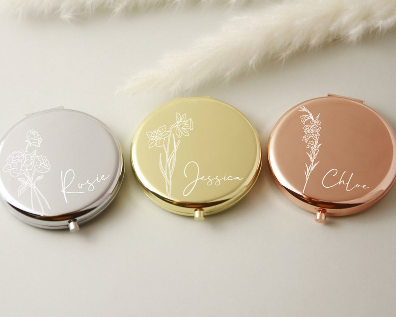 Miroir compact personnalisé, cadeaux pour demande de demoiselle d'honneur et anniversaire d'une meilleure amie, cadeau personnalisé pour femme, miroir de poche fleur de naissance pour elle image 1