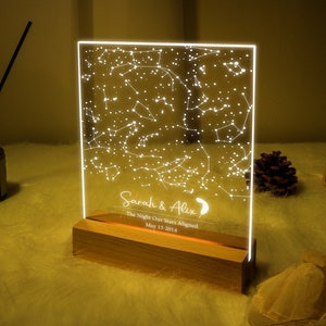 Veilleuse personnalisée avec carte des étoiles, cadeau pour couple gravé, cadeau pour lui, lampe de table avec diagramme de constellation, cadeau d'anniversaire de carte des étoiles