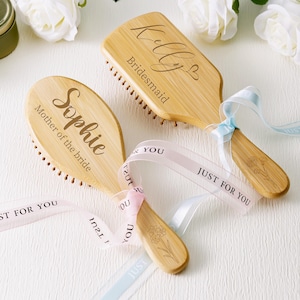 Personalized Wooden Bridesmaid Combs, Custom Name Hair Brushes, Bridesmaid Proposal Gifts,Wedding Party Favors,Anniversary,Best Friend Gifts