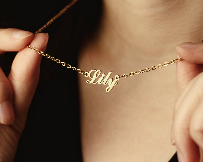 Gepersonaliseerde 14K 18K gouden naamketting, aangepaste Rose Gold Letter ketting, Valentijnsdag, jubileum, verjaardagscadeau voor haar, moeders sieraden afbeelding 3