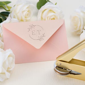 Sello de boda con monograma personalizado, grabador personalizado para invitaciones, grabador de sobres y servilletas, sello de letras, elegante regalo para novias.