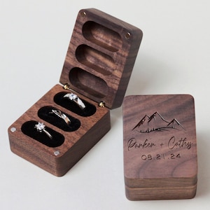 Caja de anillo de boda de madera con nombre, caja de anillos de compromiso personalizada con tres ranuras, portador de anillo grabado personalizado, aniversario, soporte de anillo de propuesta