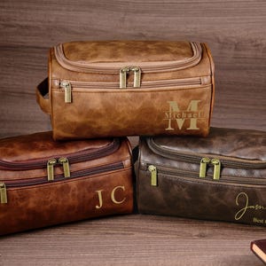 Trousse de toilette personnalisée en cuir pour homme, trousse de toilette personnalisée pour garçon d'honneur, organiseur de toilette de voyage, cadeau pour homme, cadeau pour homme fait main, père
