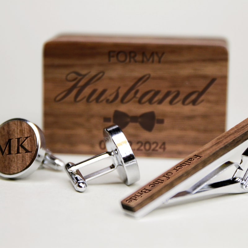 personalized cufflink and tie clip set