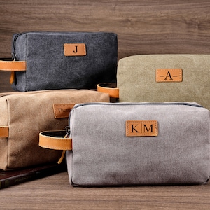 Trousse de toilette personnalisée pour homme en toile Trousse de toilette pour homme Trousse de voyage pour hommes d'honneur Cadeau garçons d'honneur Cadeaux pères Cadeaux Saint-Valentin