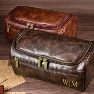 Trousse de toilette en cuir personnalisée pour homme, trousse de toilette personnalisée, cadeau de garçon d'honneur, meilleur organiseur de toilette pour homme, accessoire de voyage en cuir