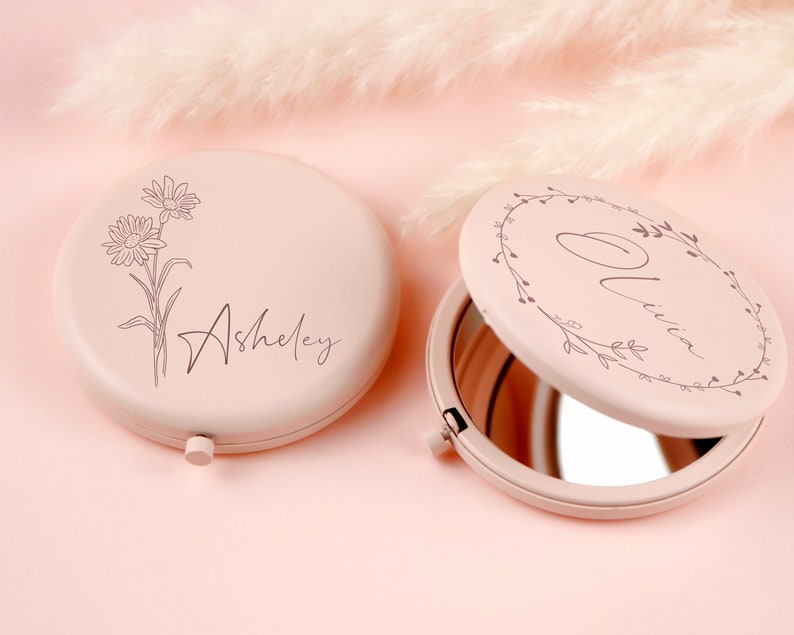 Miroir de poche rose personnalisé, cadeaux pour proposition de demoiselle d'honneur, anniversaire d'un ami, cadeau personnalisé pour petite amie, miroir compact fleur de naissance image 1