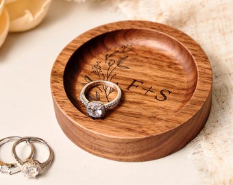 Personalized Wedding Ring Dish | Customizable Wooden Engagement Ring Holder | Birth Flower Design for Special Occasions and Gifts