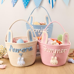 Babyparty Geschenkkorb mit Hase, personalisiertes Baby Namensgeschenk, Baby Mädchen oder Junge, Neugeborenen Essentials, entzückender Kaninchen-Themed Aufbewahrungskorb