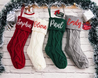 Gepersonaliseerde kerstsokken: geborduurde kous, kerstcadeau, aangepaste naamsokken, rood, crème