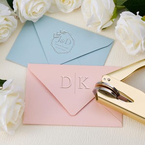 Grabador de papelería para bodas, sello de monograma personalizado, herramienta de prensado para invitaciones personalizadas, sello para servilletas y sobres, regalo para despedida de soltera