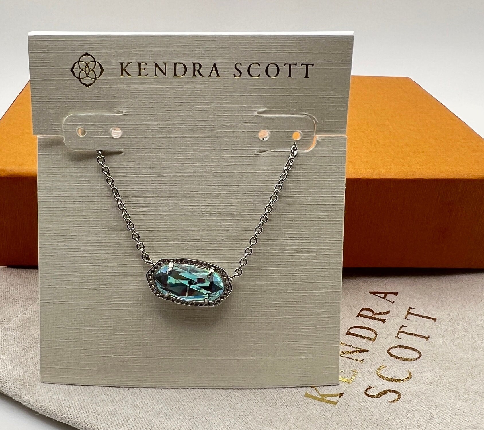 NEW Authentic KENDRA SCOTT Gold Dichroic Glass Jae Star Pendant Chain  Necklace