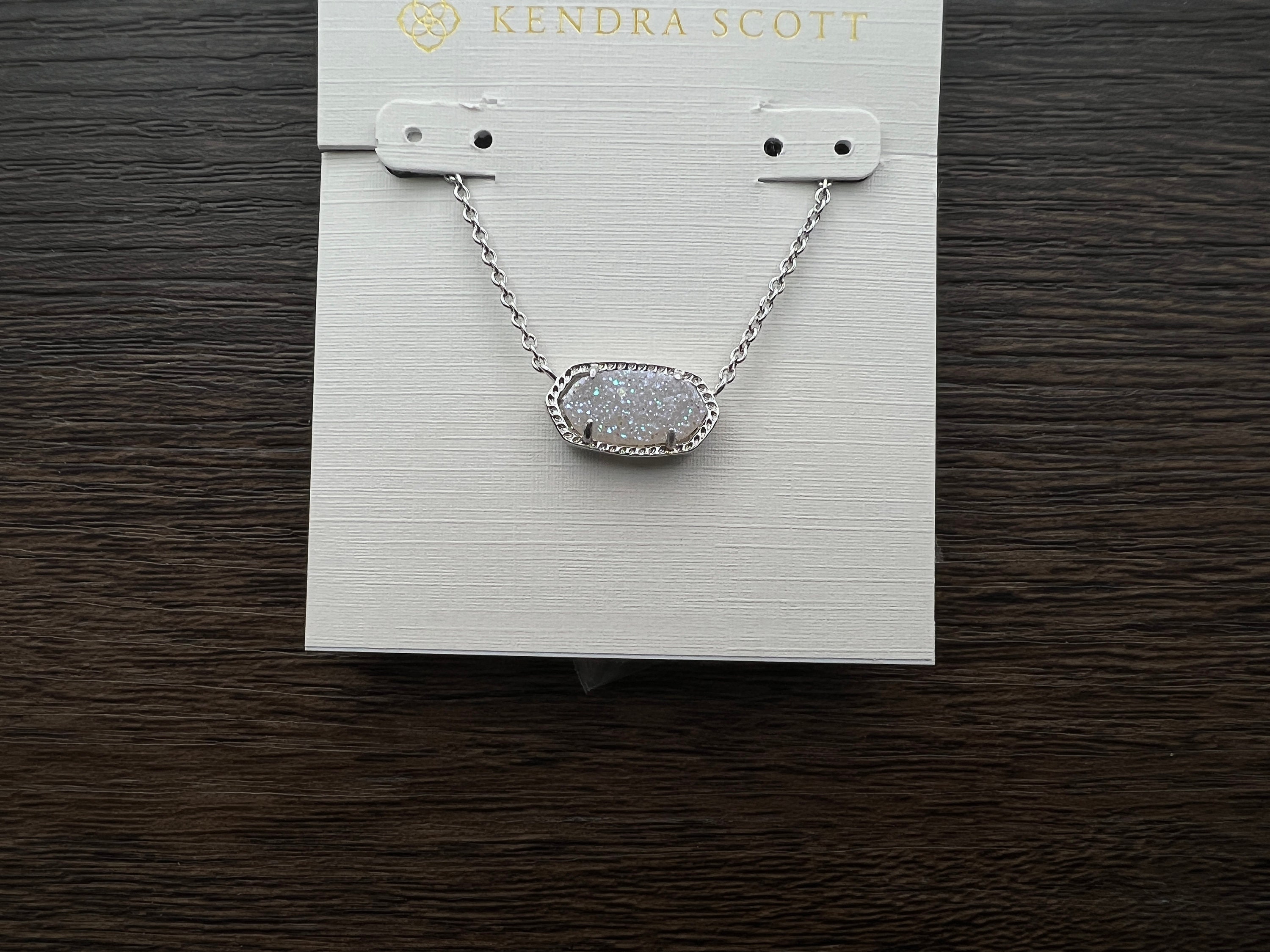 Kendra Scott Pendants Necklace | Preppy jewelry, Jewelry accessories ideas,  Jewelry