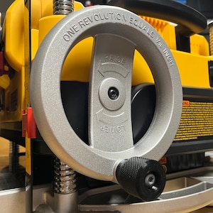 Short Knob Upgrade for DeWalt DW735 & DW735X Wheel - Reduce Planer Footprint