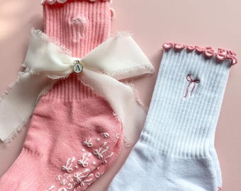 Pilates Sock for Pilates Class Pink Bow Grip Nonslip Sock for Yoga Accessory for Barre Gift for Friend Birthday Pilates Gift for Instructor