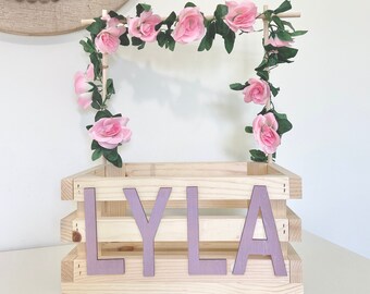 Cesta de regalo personalizada para baby shower para decoración de guardería para niña, regalo de despedida de soltera para hija, cesta de regalo para sobrina para almacenamiento en sala de juegos