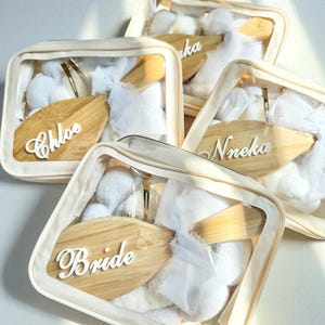 Bridal Party Gift White Theme Bachelorette Trip Gift Bag Favor Sweet 16 Teen Girl Swag Bag Adult Holiday Party Bulk Take Away Bag Spa Kits