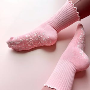 Grip Sock for Pilates Pink Bow Nonslip Sock Halfcalf Yoga Outfit Accessory for Barre Gift for Friend Pilates Lover Gift for Yoga Instructor