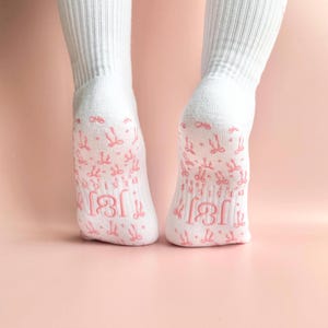 Pilates socks for Pilates class with pink bow non slip grip socks for yoga and barre studio perfect gift for Pilates friend ideal birthday gift for Pilates instructor stylish and functional Pilates socks for women comfortable and cute pink Pilates socks with grips best socks for Pilates reformer class essential yoga socks with grips for women thoughtful gift for fitness lovers practical Pilates accessories for studio workouts unique pink grip socks for barre Pilates gift ideas for her birthday