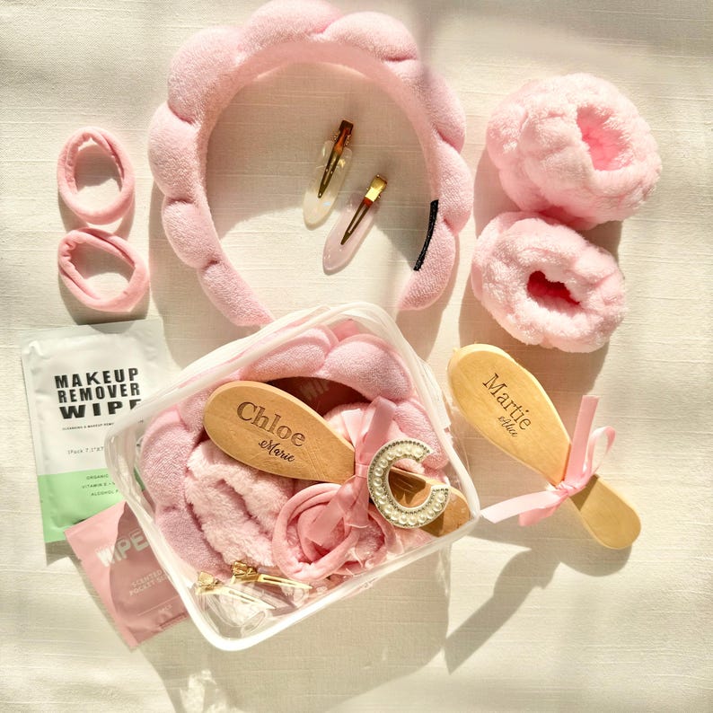 Preppy Spa Makeup Bag Kit for Cheerleading Team Gift for Girl Scout Troop Goodie Bag Christmas Gift for Niece Birthday Gifts for Tween Girls granddaughter gift idea for birthday teen eleven year old girl gift preppy girl gift goodie bag for spa party